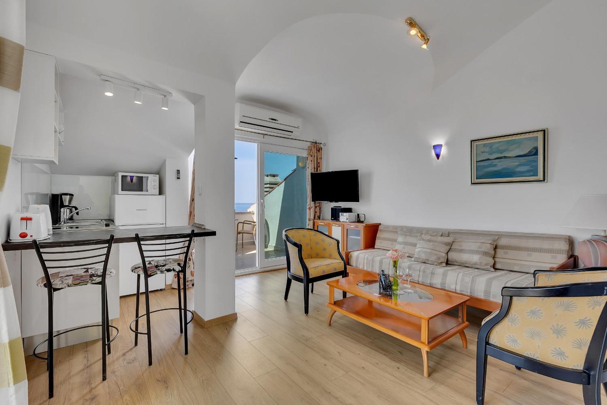 Grand View Apartments Drasnice Luaran gambar