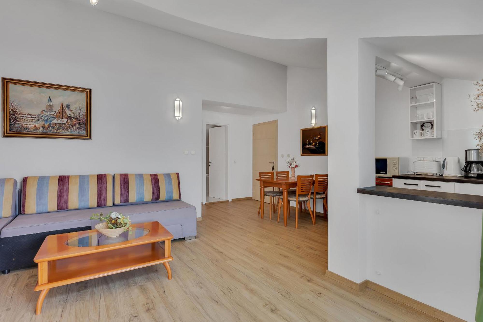 Grand View Apartments Drasnice Luaran gambar